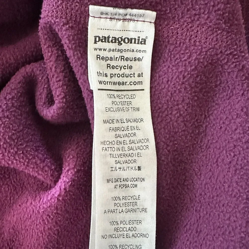 Patagonia Micro D 1/4 zip pullover fleece jacket in deep purple M